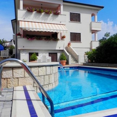 Apartments Villa Mirjam Poreč Eksteriør billede