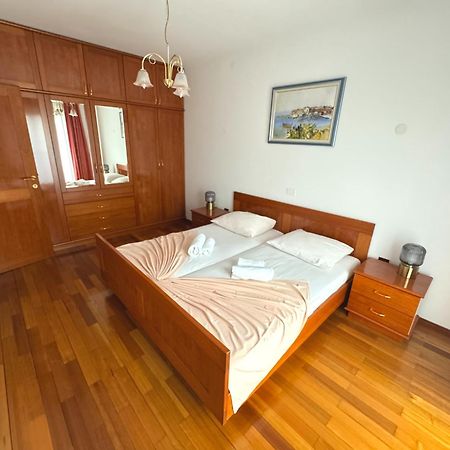Apartments Villa Mirjam Poreč Eksteriør billede
