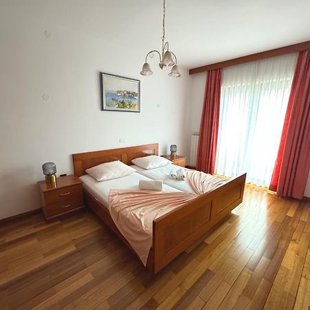 Apartments Villa Mirjam Poreč Eksteriør billede